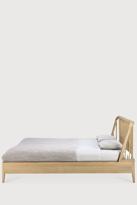 Seng - Spindle Bed 180x200cm Oak