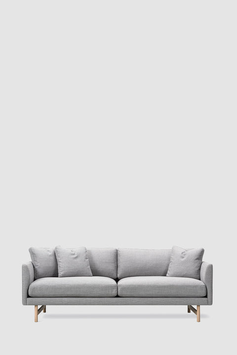 Sofa - Calmo 2-seter Model 5652 Sunniva 242 Lakkert Eik