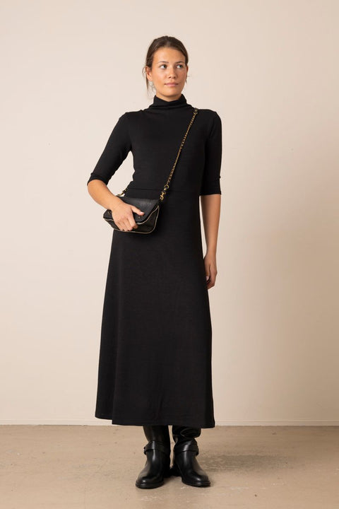 Kjole - Turtleneck Black
