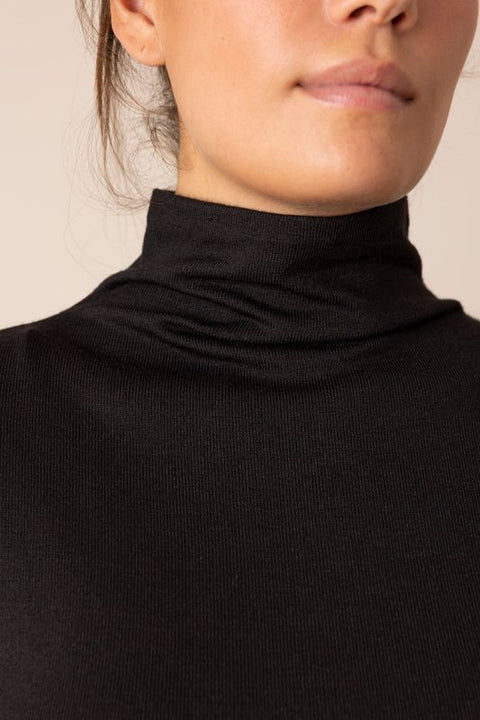 Kjole - Turtleneck Black
