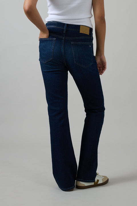 Jeans - Peyton Mid-Rise Bootcut Branson