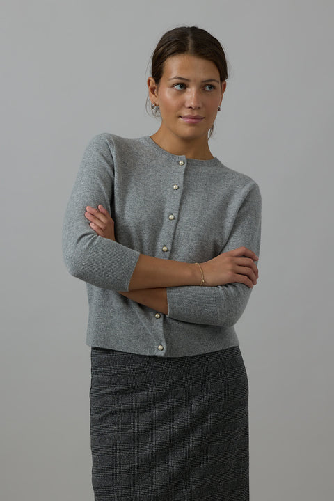 Cardigan - Pearl Button Grey