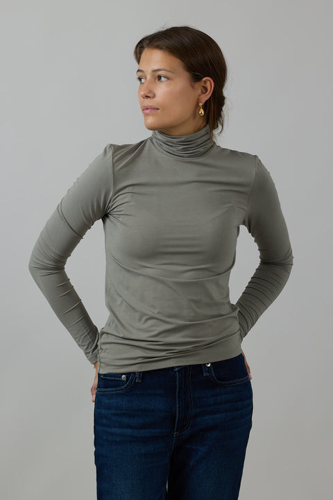 Genser - Celina Roll Neck Olive