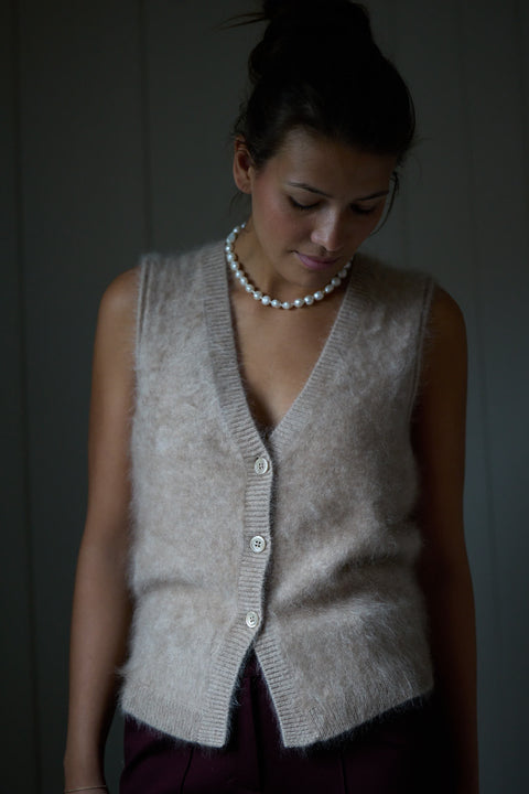 Vest - Fluffy Luxury Golden Brown