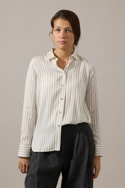 Bluse - Slim Fitted Blouse