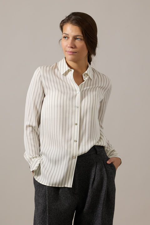 Bluse - Slim Fitted Blouse