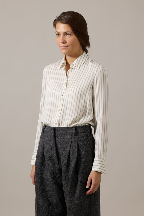 Bluse - Slim Fitted Blouse