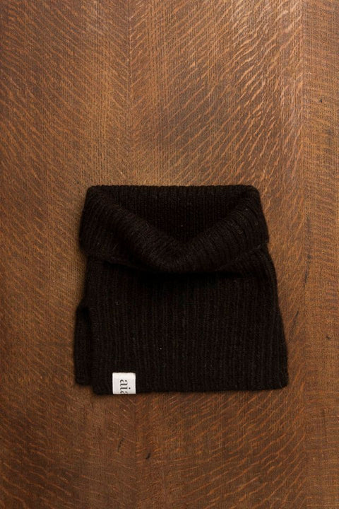 Hals - Nellie Pure Chocolate