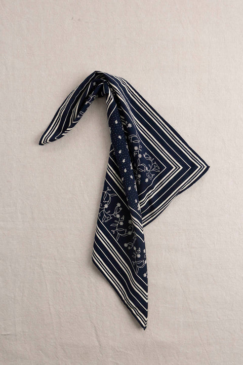 Skjerf - Classic Scarf Dark Navy/Light Cream