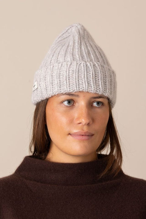 Lue - Logo Irridiscent