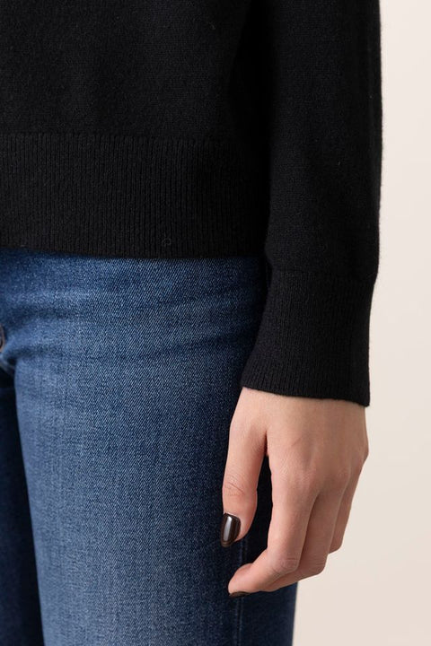 Genser - Weekend V-Neck Black