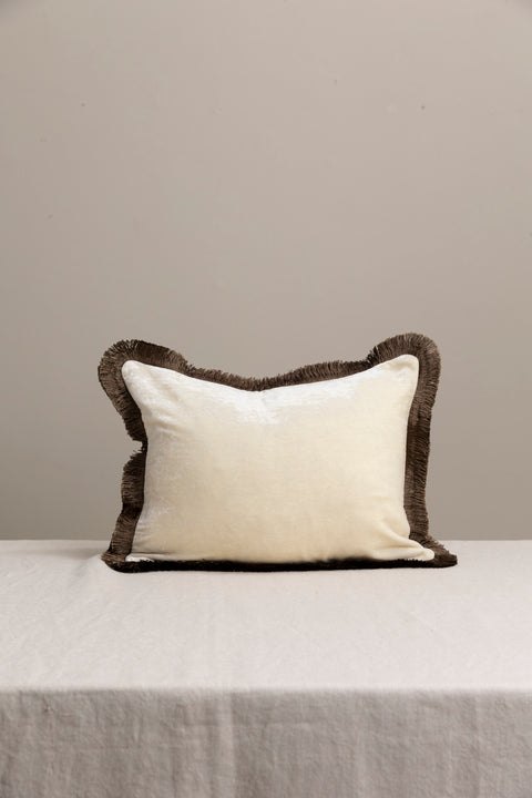 Putetrekk - Fringe 30x40cm Silver/Sandstone