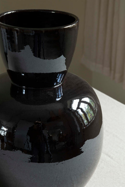 Vase - Pure S Brown Black