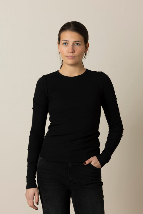 Genser - Long Sleeve Fitted Top Black