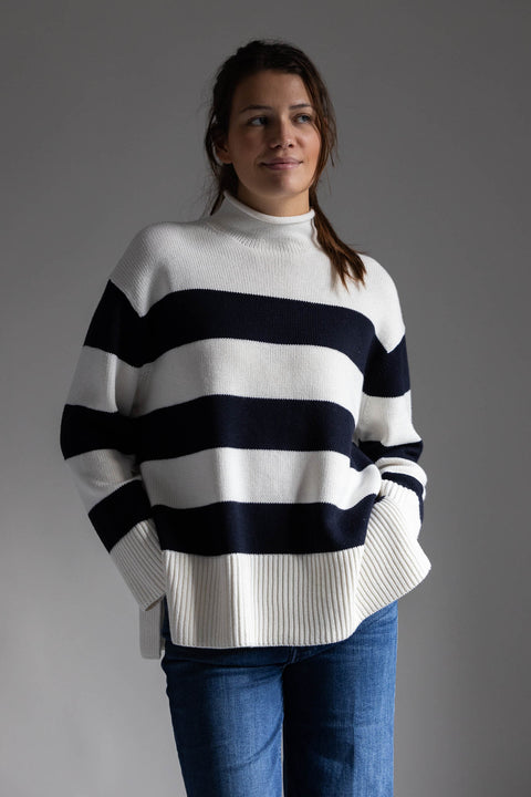 Genser - Oversized Striped White/Coastal