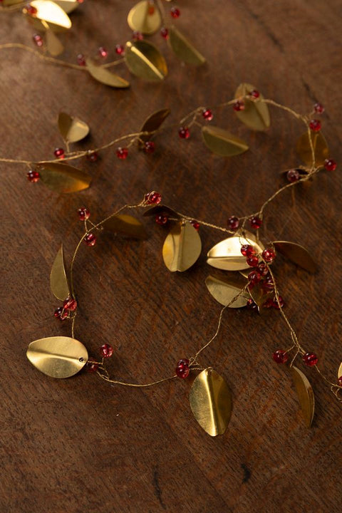 Girlander - Golden Leaf Berries 180cm