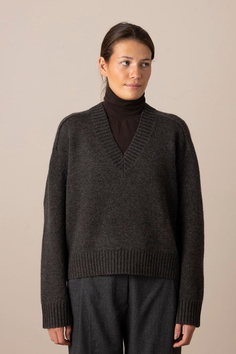 Genser - Fernanda Anthracite