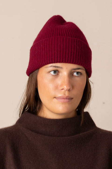 Lue - Beanie Wine