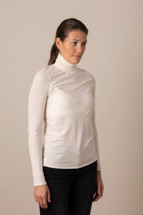 Genser - Gentle Turtleneck Pure Ecru