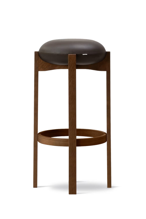 Krakk - Pioneer Stool 6831 Røkt Eik/Primo 86-1 Mørkebrun Lær