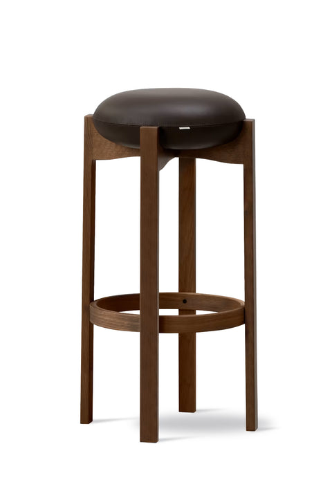 Krakk - Pioneer Stool 6831 Røkt Eik/Primo 86-1 Mørkebrun Lær