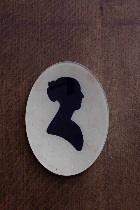 Glassfat - Decoupage Lady Facing Right