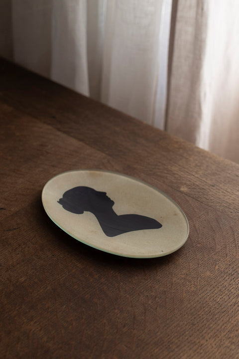 Glassfat - Decoupage Lady Facing Right