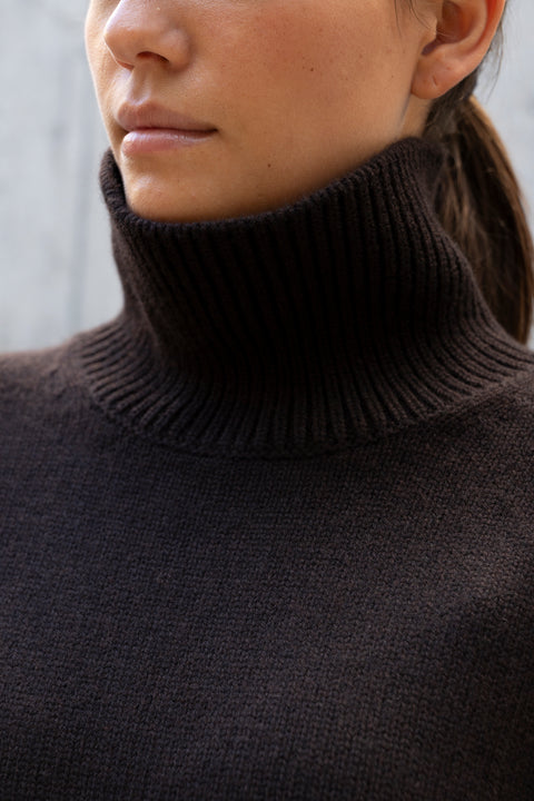 Genser - Heidi Dark Oak