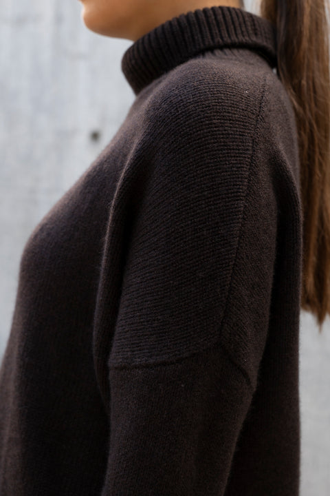 Genser - Heidi Dark Oak