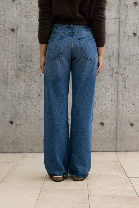 Jeans - The Mid Rise Lasso Sneak Breaking New Ground