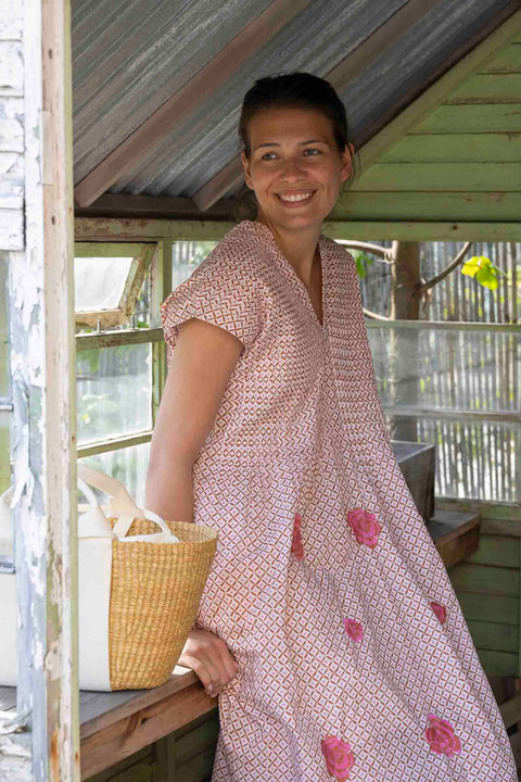 Kjole - Sea Cale Dotty Mustard/Peony Embroidery