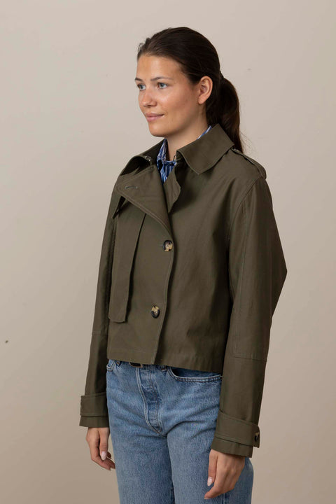 Jakke - Jamie Cropped Trench Army Green