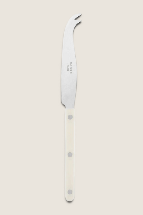 Bolina Sabre Bistrot Vintage ostekniv i ivory med klassiske nagler og et elegant fransk design