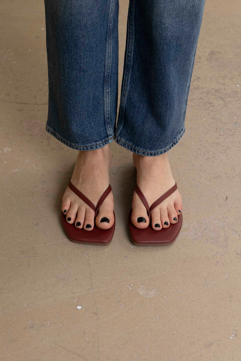 Sko - Lily Square Toe Burgundy