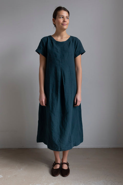 Kjole | Rounded Garment Dyed Linen Dress