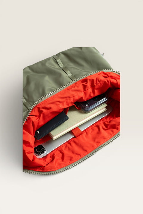 Veske - Wares Bags Cloud Hobo Small Moss Tech Sateen