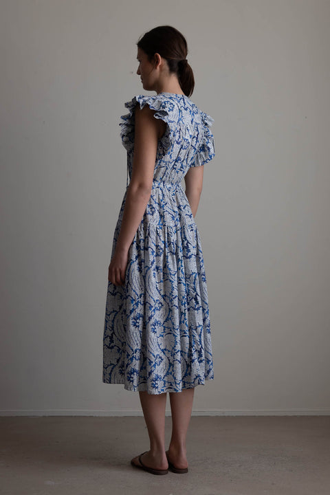 Kjole Kairi Flutter Sleeve Midi Dress Ciel – Bolina