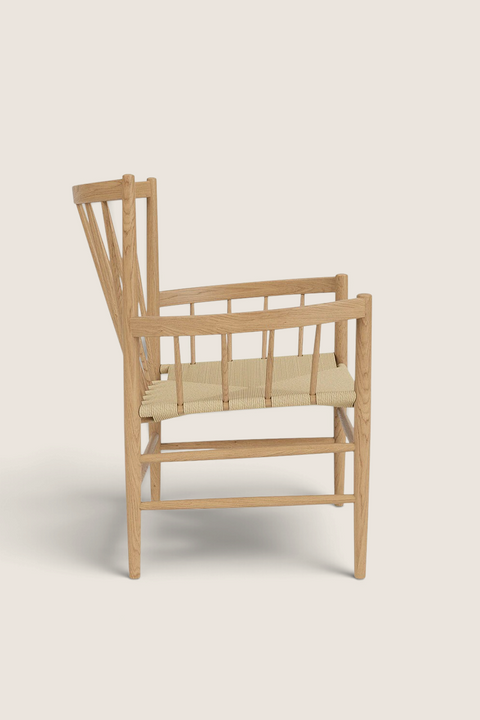 Lenestol - J82 Lounge Chair Lakkert Eik/Natur