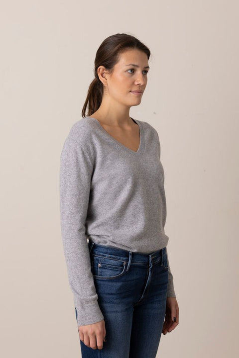 Genser - Weekend V-Neck Grey