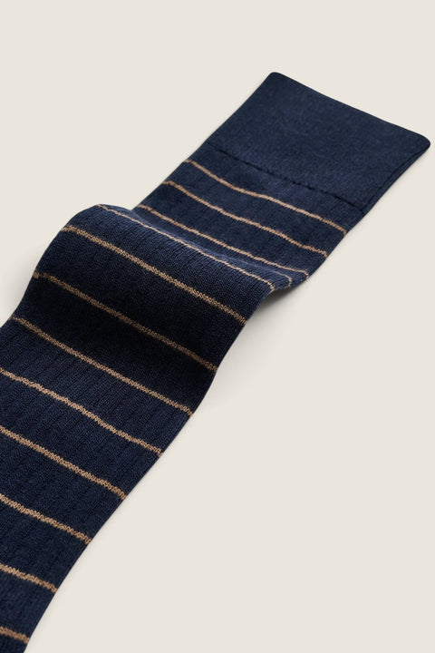 Bolina Aiayu navy blue ribbed cotton socks with thin horizontal stripes and a soft, flexible fit.