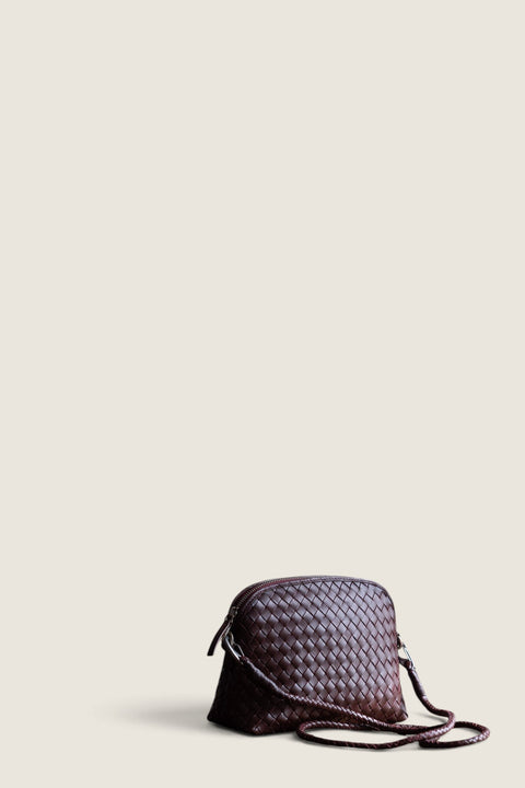Bolina Dragon Diffusion Chunky Fellini Pochette in brown woven Italian leather with a zipper and shoulder strap.
