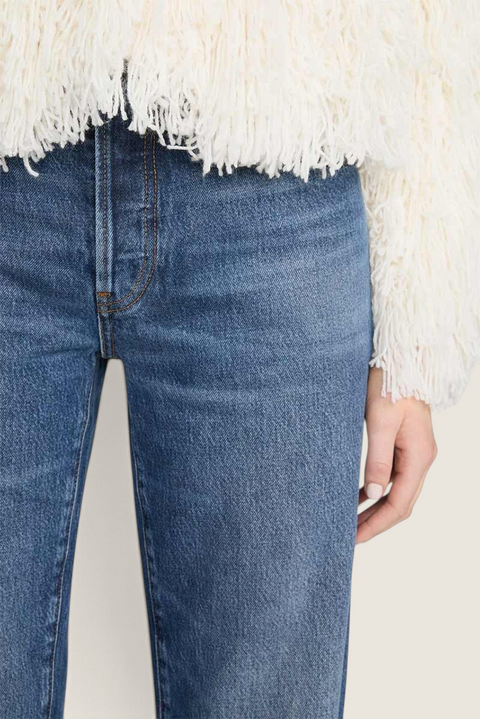 Bolina FRAME The Essential boyfriend jeans in Lucky blue rigid denim with mid-rise fit and contrast stitching