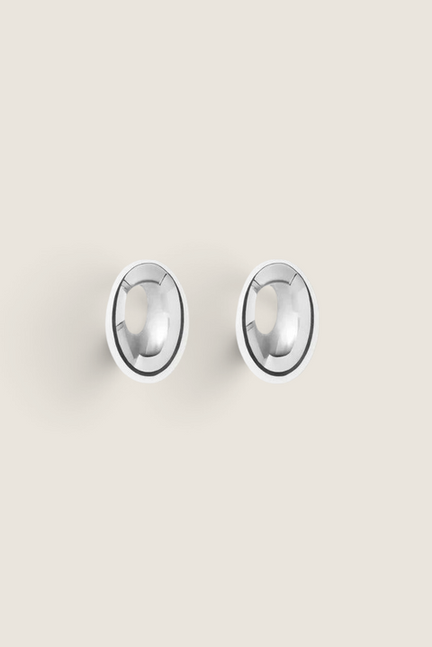 Bolina LIÉ STUDIO The Camille sculptural oval silver earrings with a polished finish.