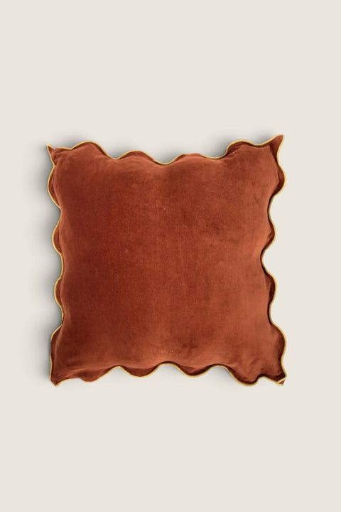 Bolina Lola rust-colored velvet cushion cover 50x50cm with a decorative scalloped edge and contrast stitching.