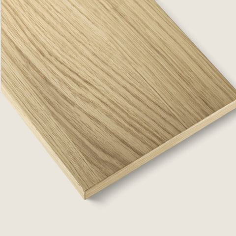 Bolina oak veneer shelf board for String System with a clear lacquered finish, 78x30 cm rectangular design.