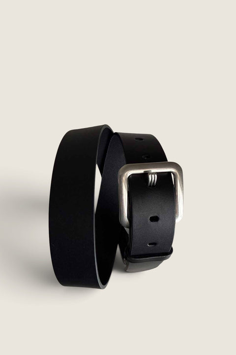 Bolina Rag & Bone Stanton black leather belt with a square silver buckle, versatile for jeans or formal trousers.