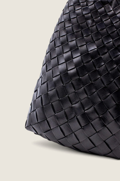 Bolina Santa Croce Big black hand-woven leather tote bag with a traditional basket weave pattern.