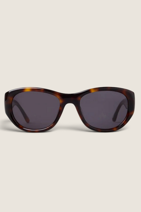 Bolina The Lee oversized round sunglasses in dark tortoise shell with retro-inspired thick frames and dark lenses.