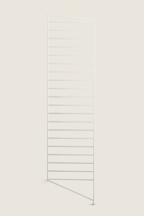 Bolina white powder-coated steel floor-standing shelf side panel for String shelving system, 115cm height