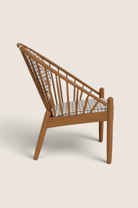 Bolina J166 Jørna lounge chair in smoked oak with red plaid Horserug fabric, side view of iconic Danish design.